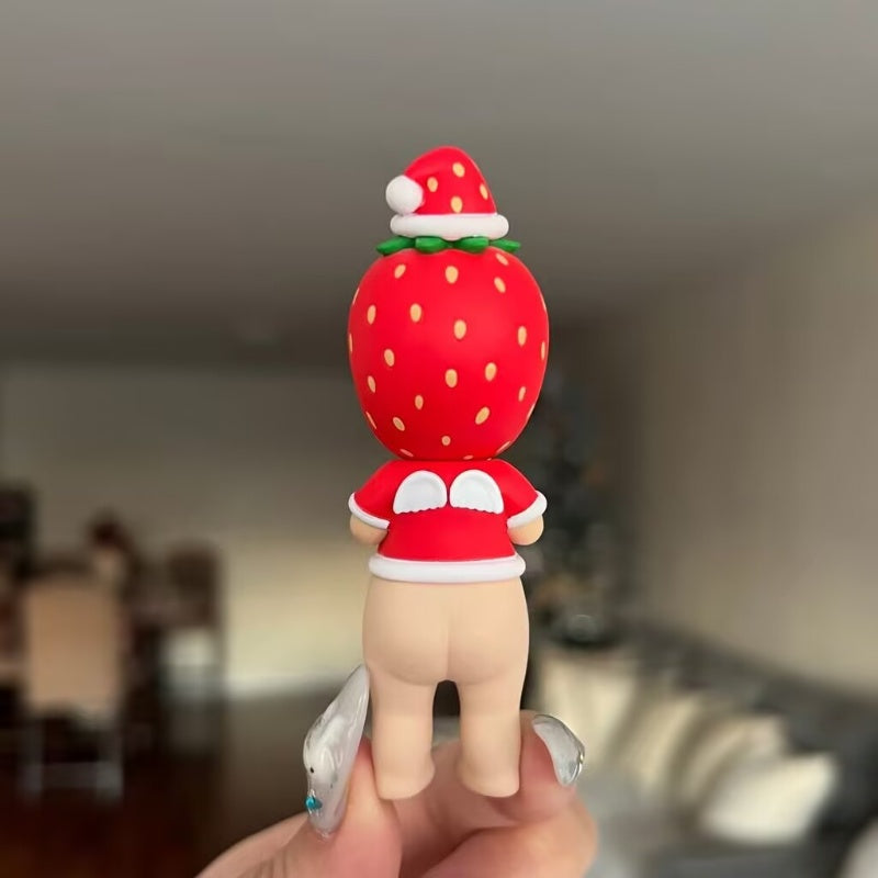 Sonny Angel Christmas Dinner Series Strawberry