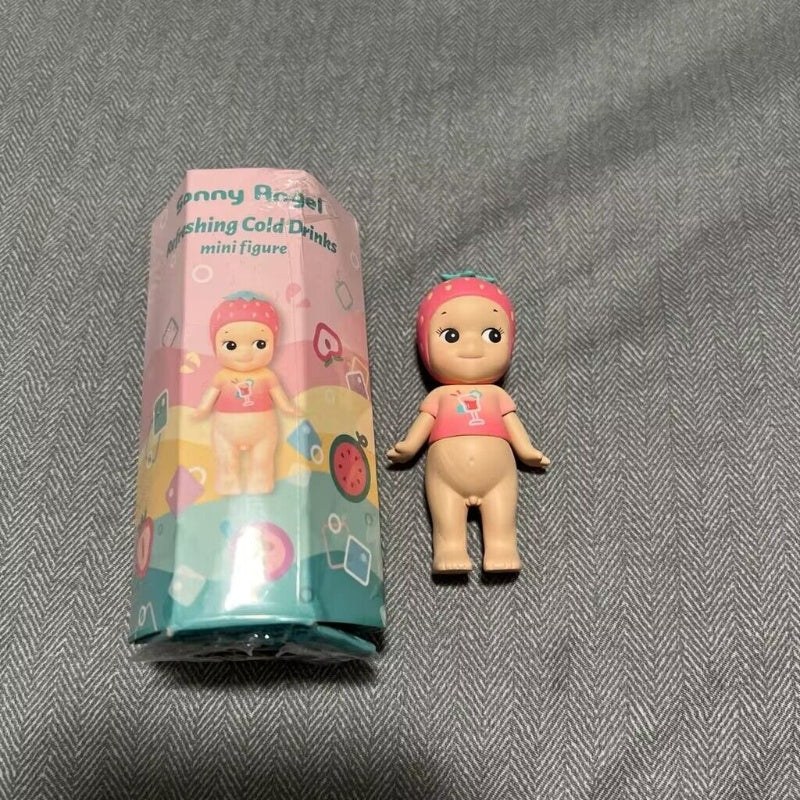 Sonny Angel Refreshing Cold Drinks Series Strawberry