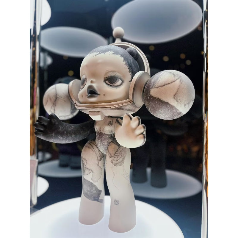 MEGA α SKULLPANDA Egon Schiele 1000% Limited Figurine