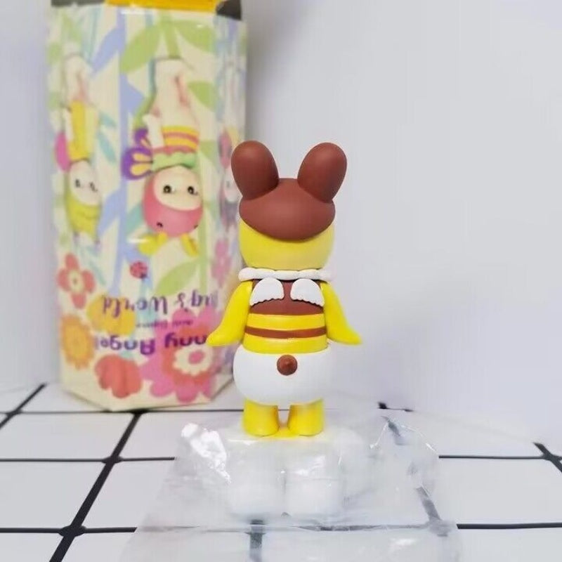 Sonny Angel Bug‘s World Series Secret Bee Robby