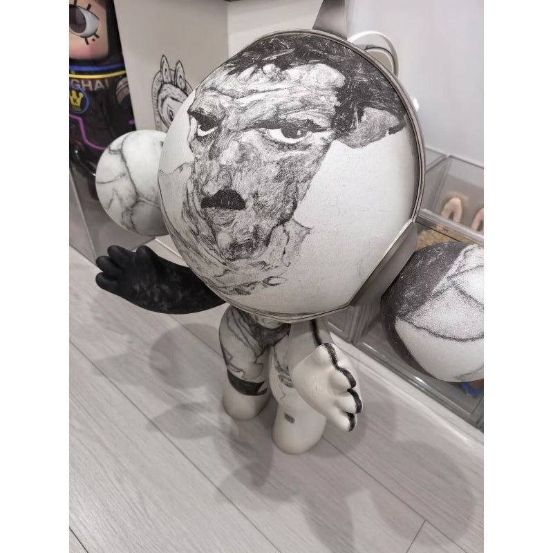 MEGA α SKULLPANDA Egon Schiele 1000% Limited Figurine