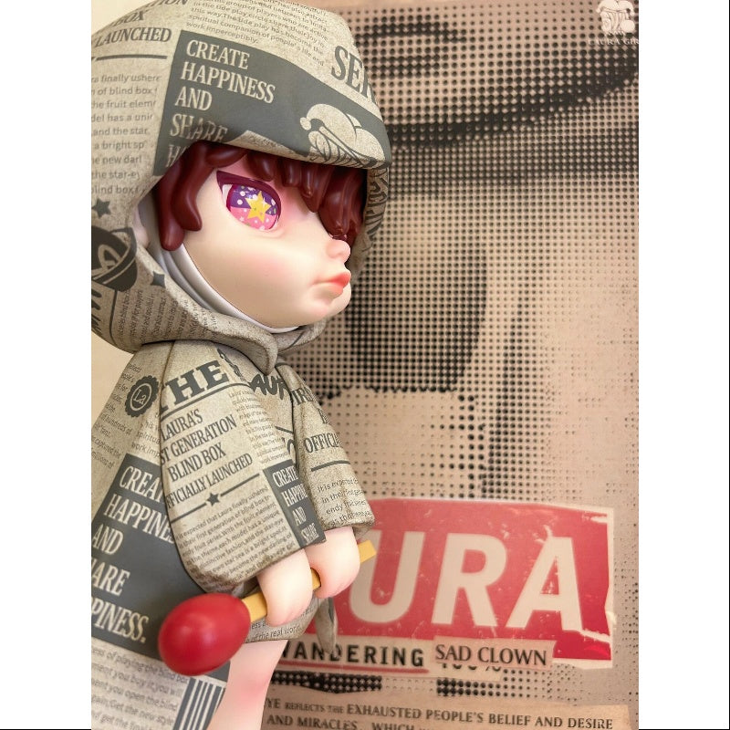 Laura Wandering 400% Figurine ToyCity 2023 Limited