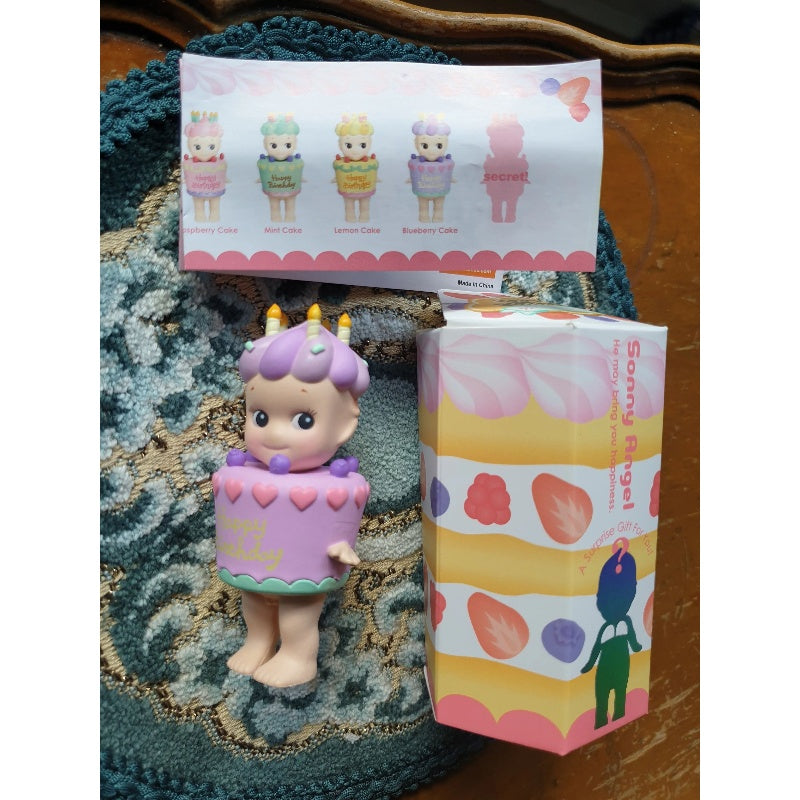 Sonny Angel Birthday Gift Series Blueberry Cake