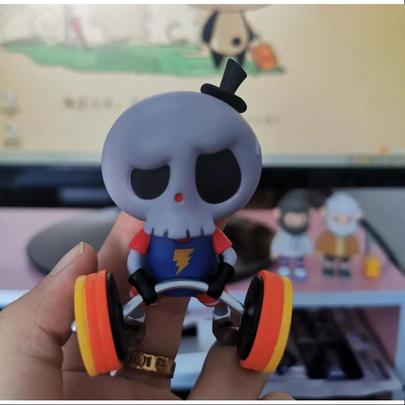 Labubu The Monsters Sports Series WEIGHTLIFTING