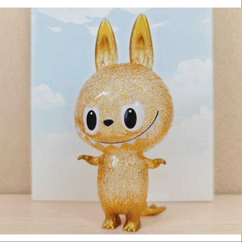 Labubu The Monsters The Little Monsters Zimomo Series 4 Goud