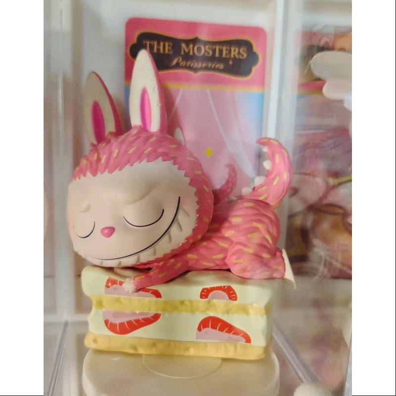 Labubu The Monsters Patisserie Series Strawberry fraisier cake