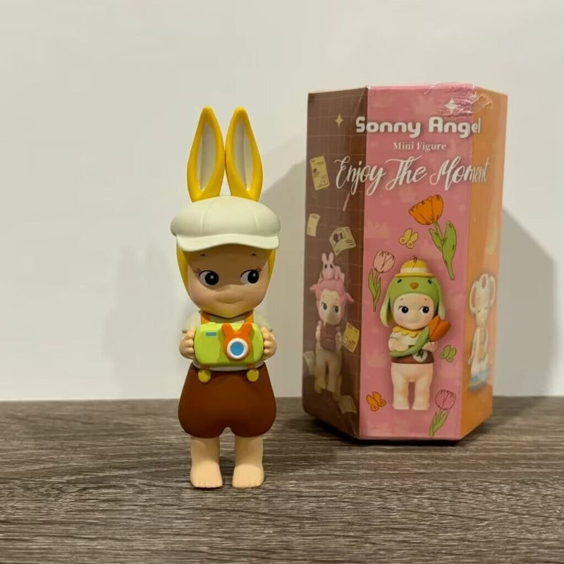 Sonny Angel Enjoy The Moment Series Capture Warmth