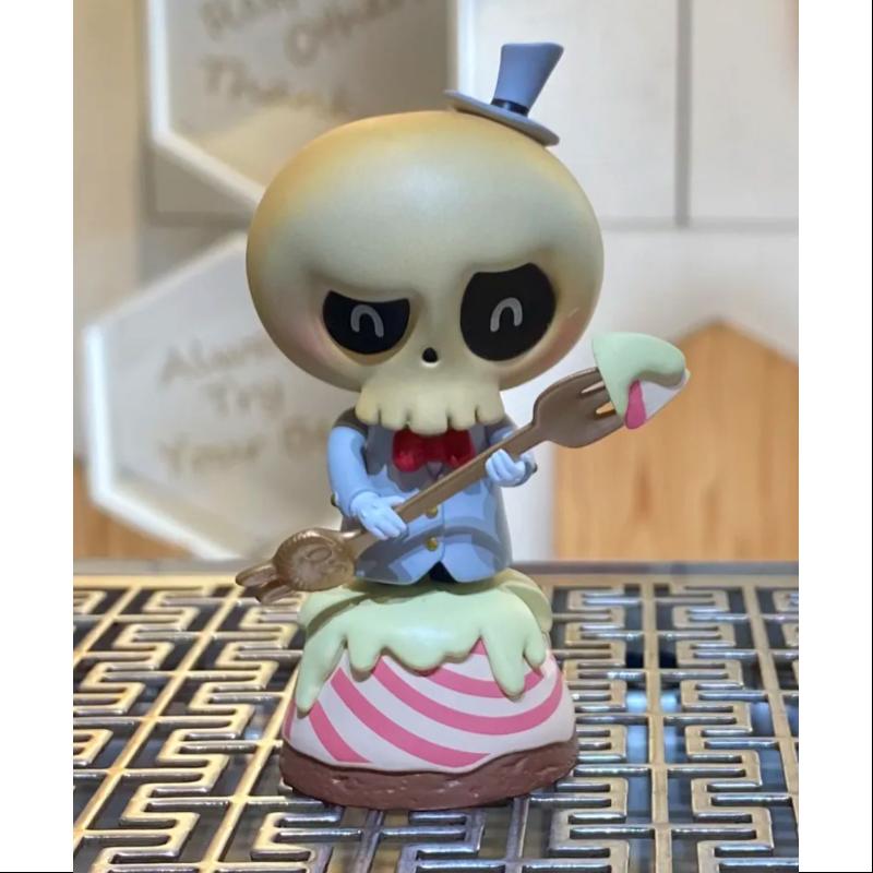 Labubu The Monsters Patisserie Series Ice cream pastry