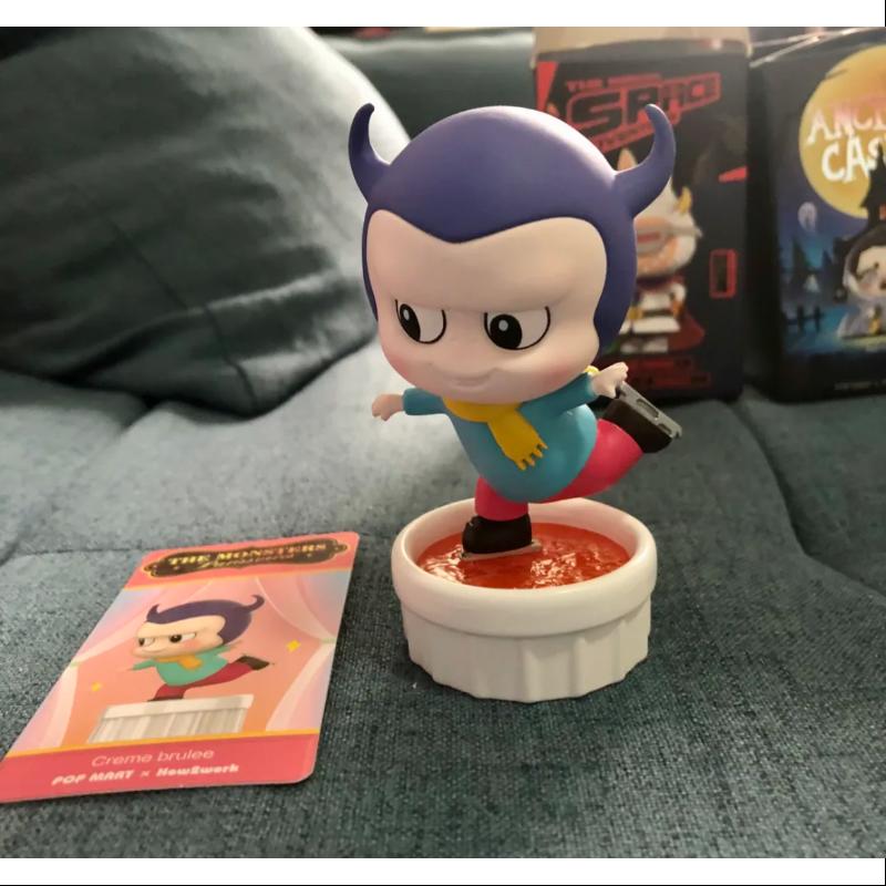 Labubu The Monsters Patisserie Series Creme brulee