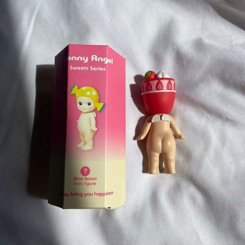 Sonny Angel Sweets Series Strawberry Shortcake