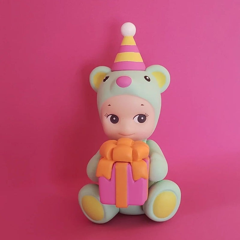 Sonny Angel Birthday Gift Bear Series Present Hug