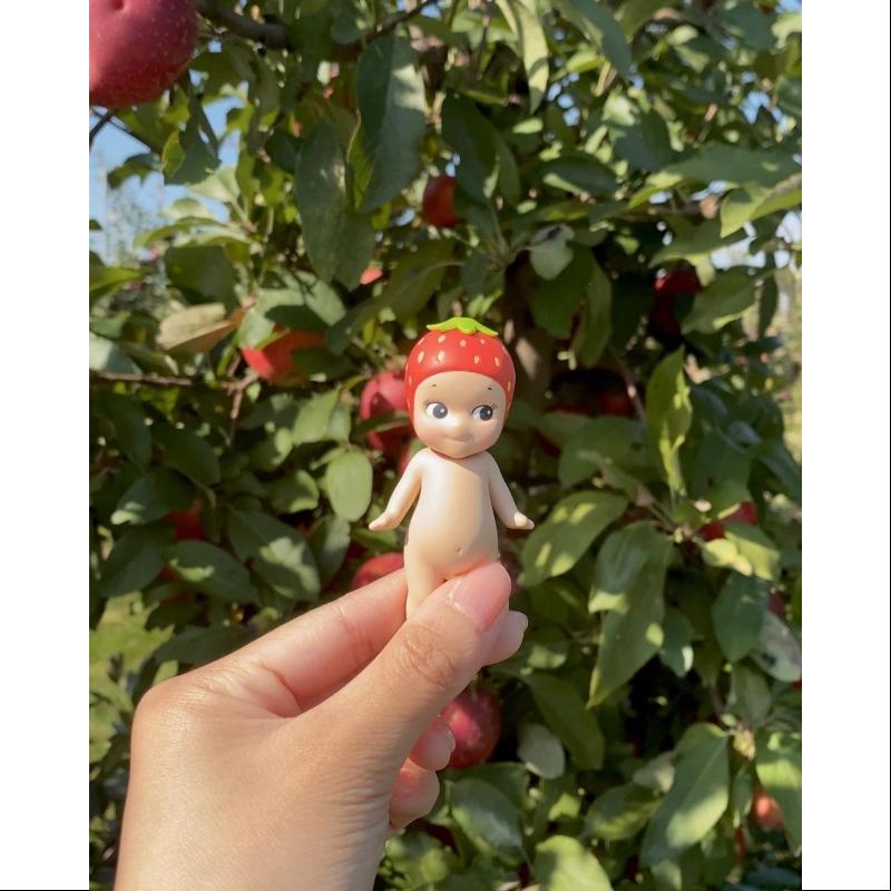 Sonny Angel Fruit Series Strawberry